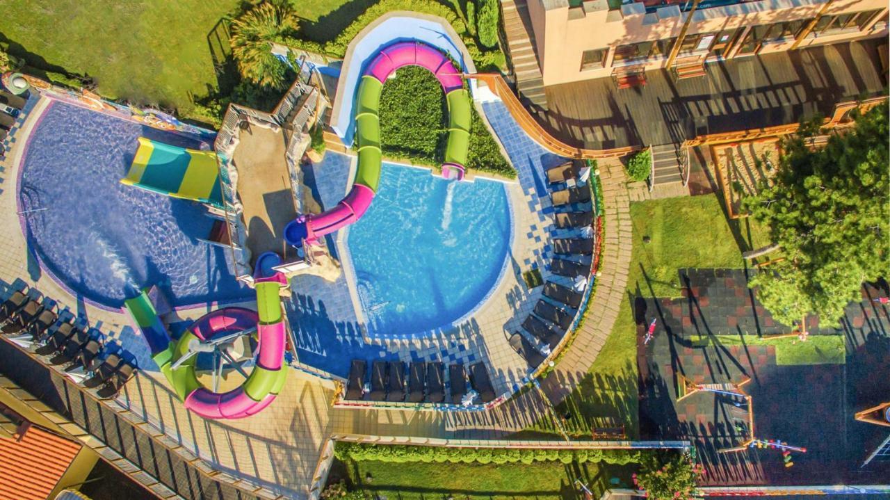Aquaclub Grifid Bolero 4*